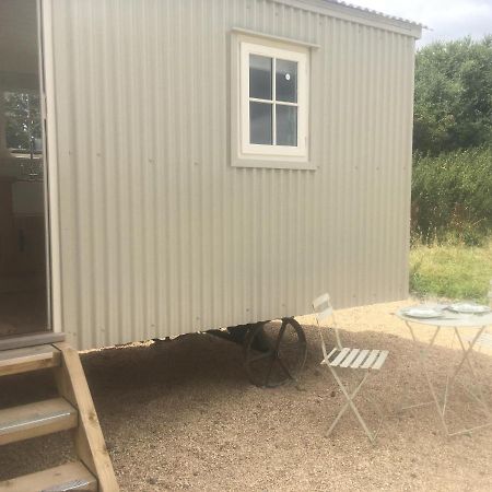 Romantic Secluded Shepherd Hut Hares Rest Southwick  Luaran gambar