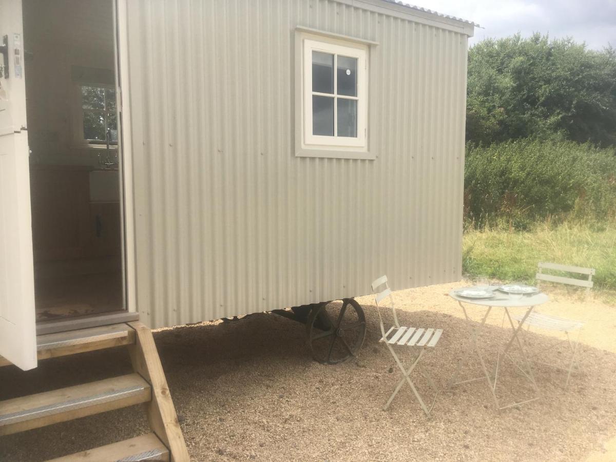 Romantic Secluded Shepherd Hut Hares Rest Southwick  Luaran gambar